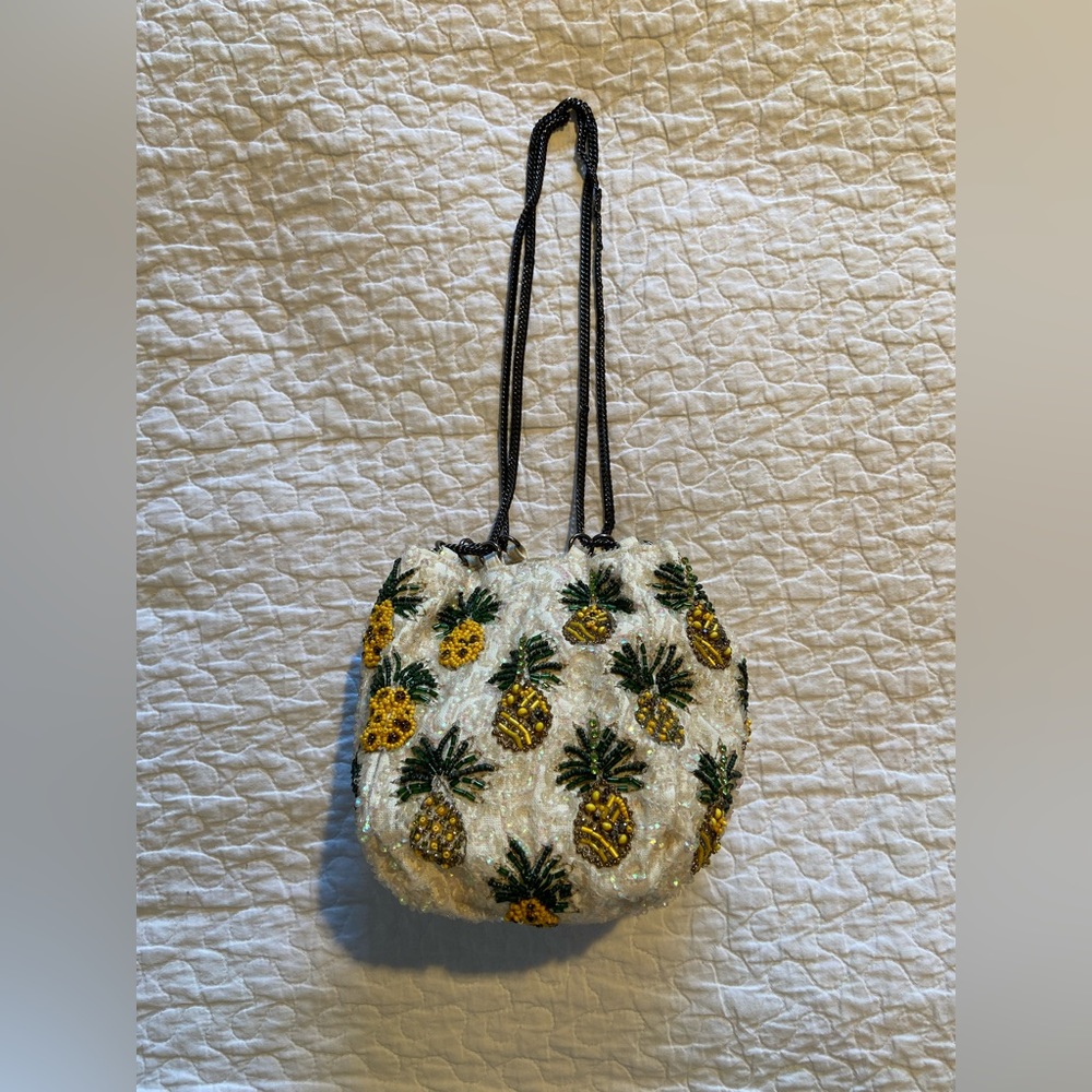 NWT ZARA Limited Edition Collection Pineapple Beaded Purse - Picture 1 of 13
